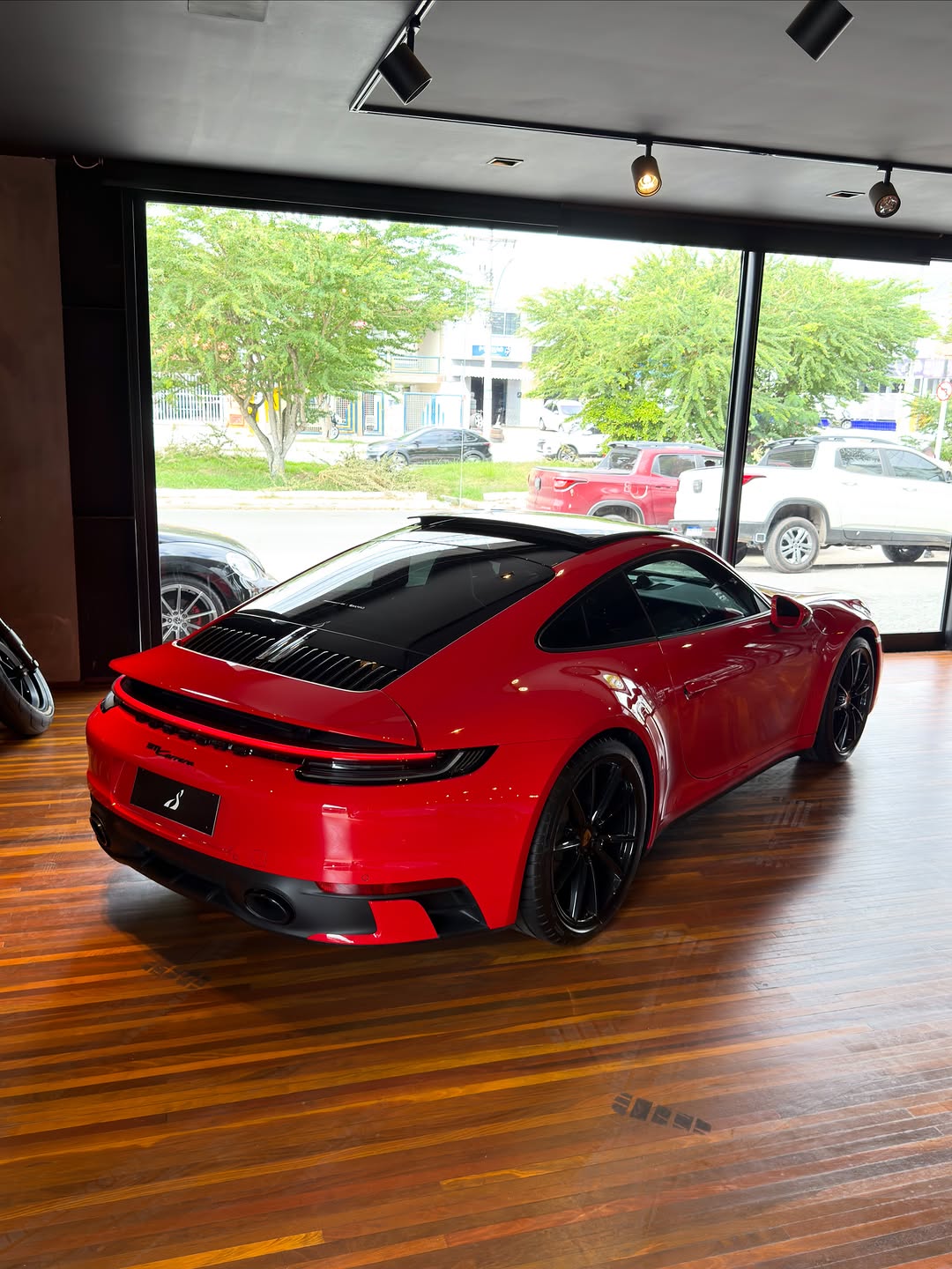 PORSCHE 911 CARRERA - Imagem 16