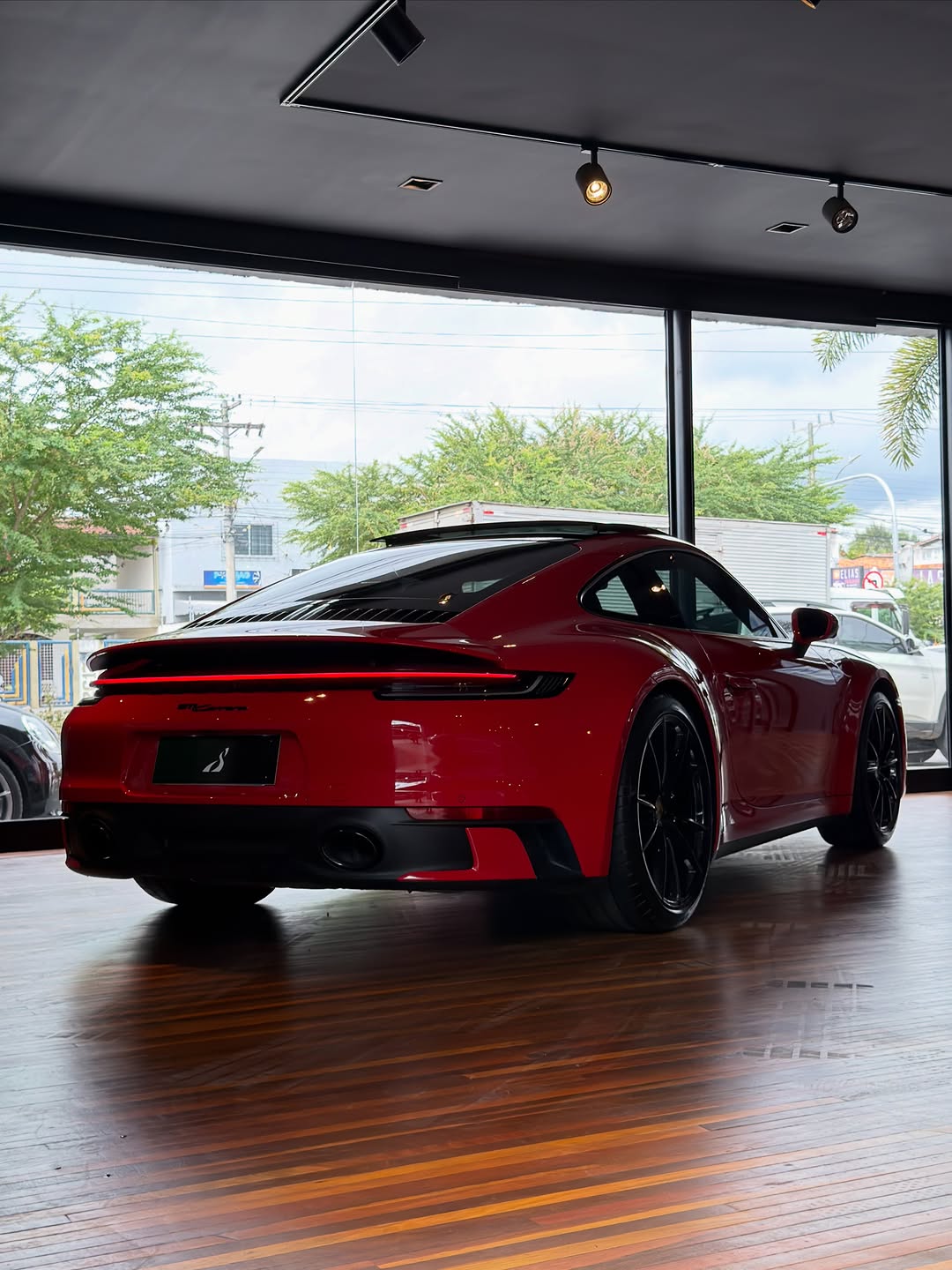PORSCHE 911 CARRERA - Imagem 3