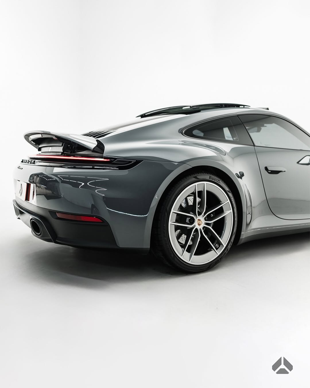 PORSCHE 911 CARRERA - Imagem 10