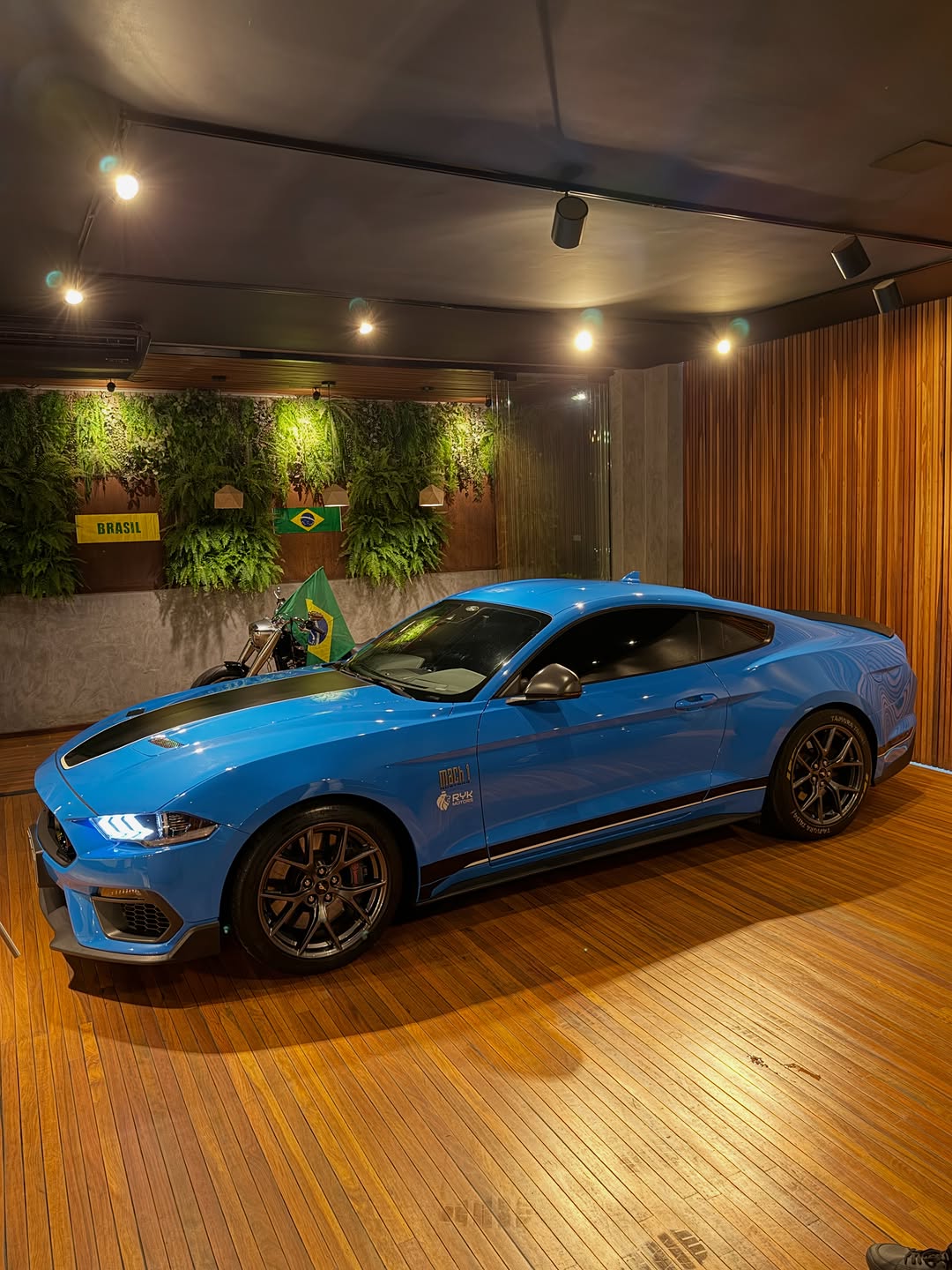 FORD MUSTANG MACH 1 - Imagem 18