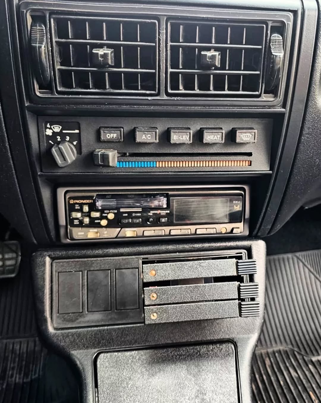 VOLKSWAGEN GOL GTS - Imagem 11
