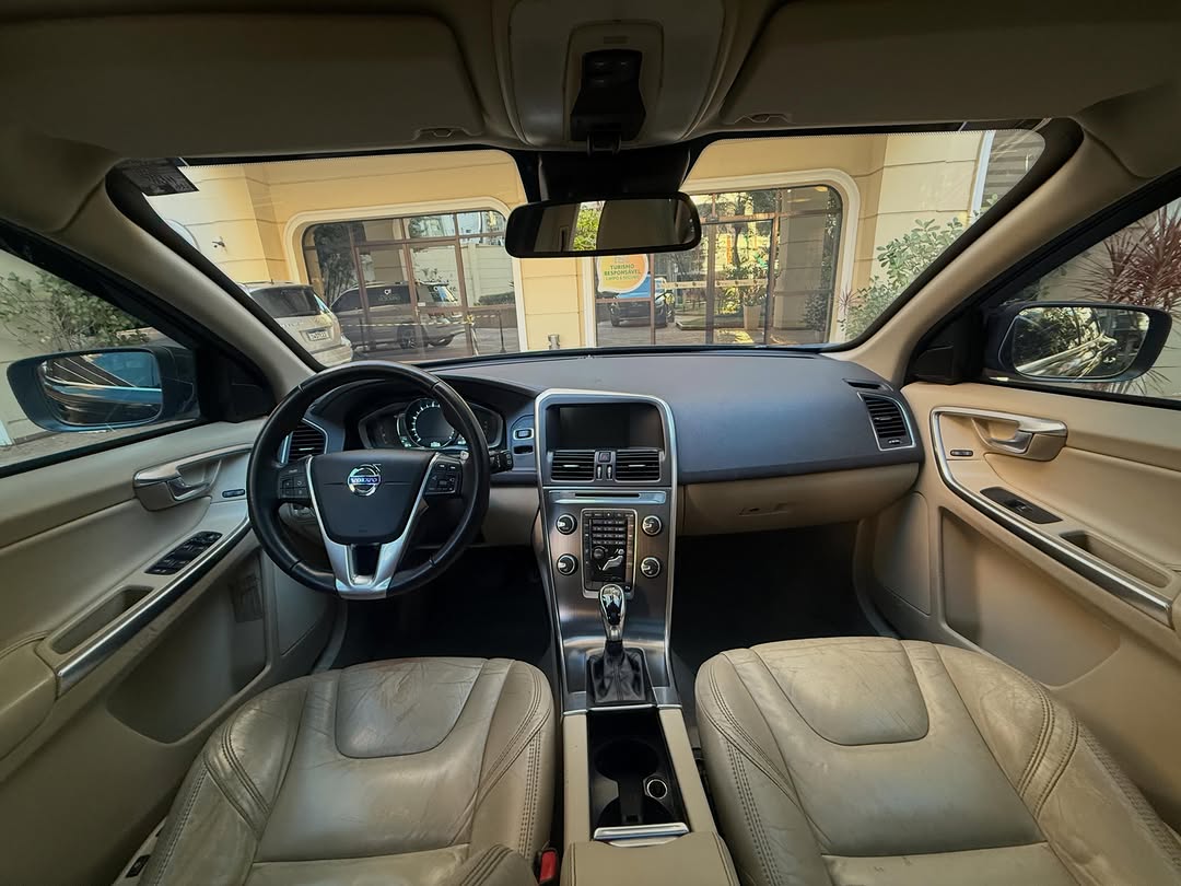 VOLVO XC60 T6 TOP - Imagem 5