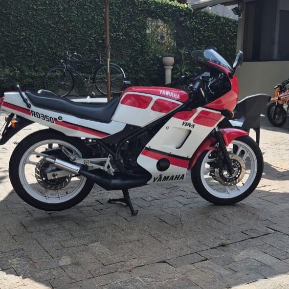 YAMAHA RD 350 - Imagem 10
