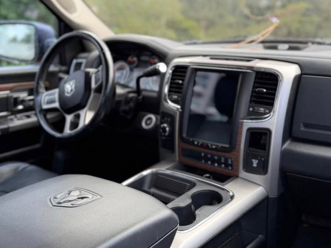 RAM 2500 LARAMIE - Imagem 7