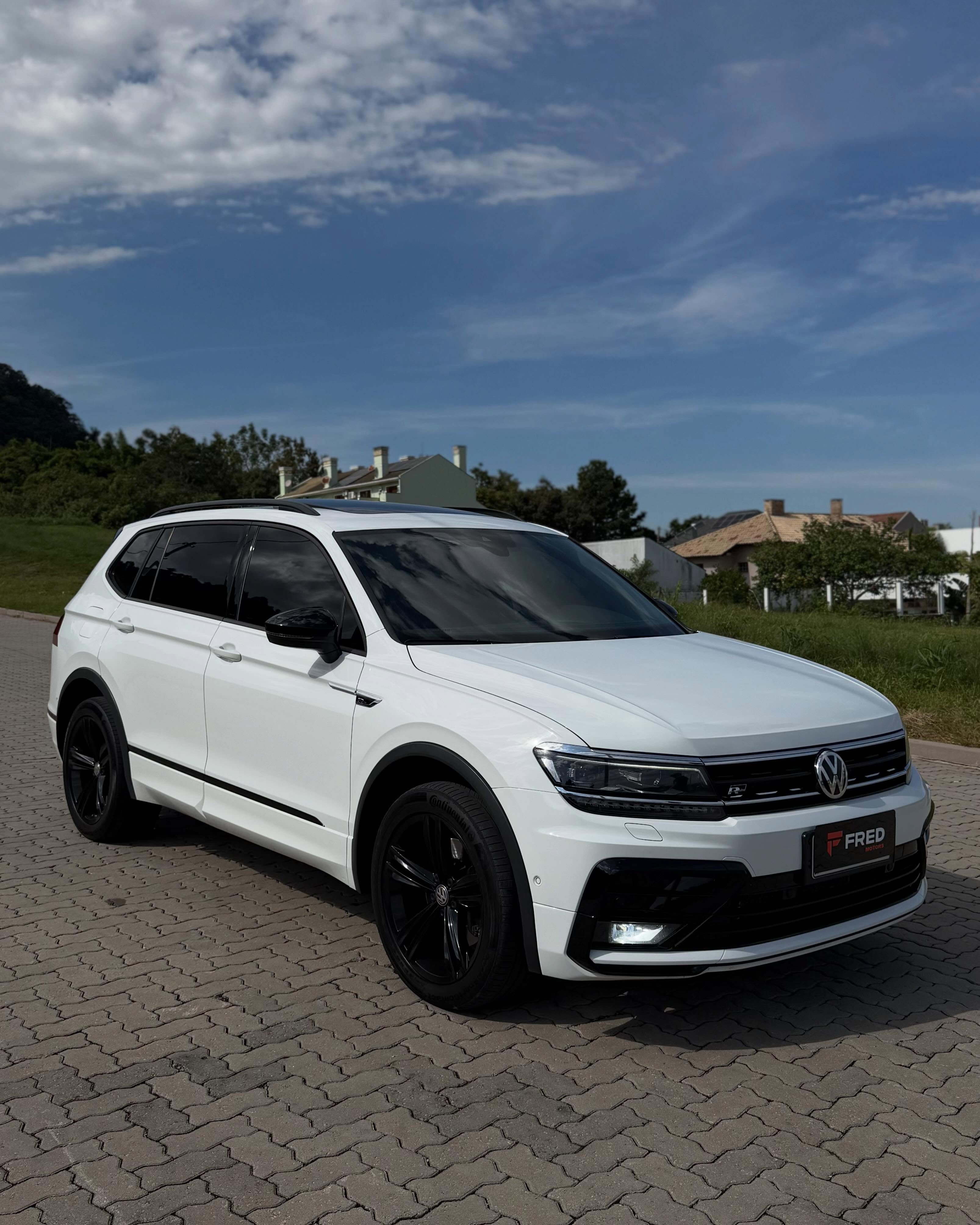 VOLKSWAGEN TIGUAN R-LINE - Imagem 5