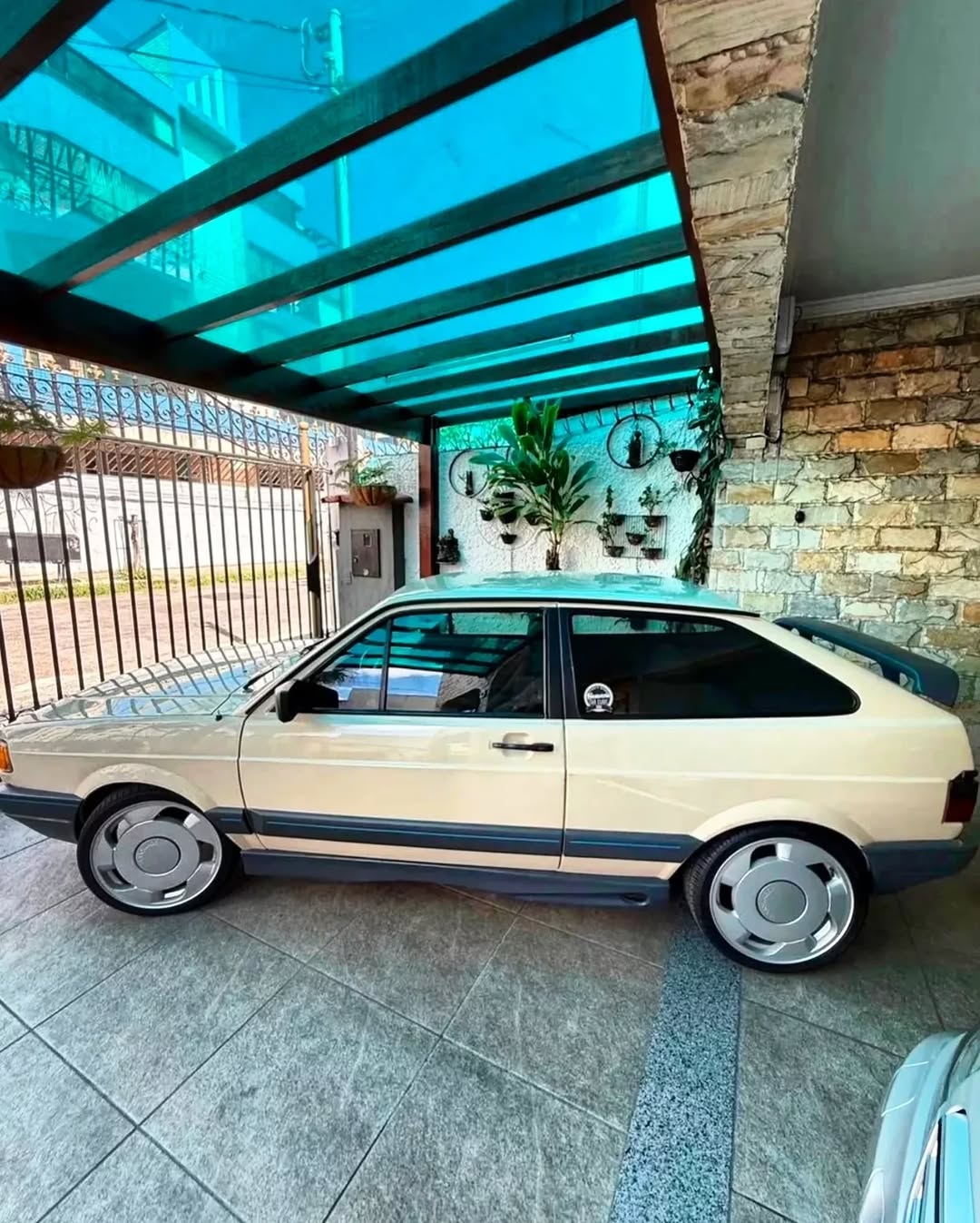 VOLKSWAGEN GOL 1000 TURBO - Imagem 2