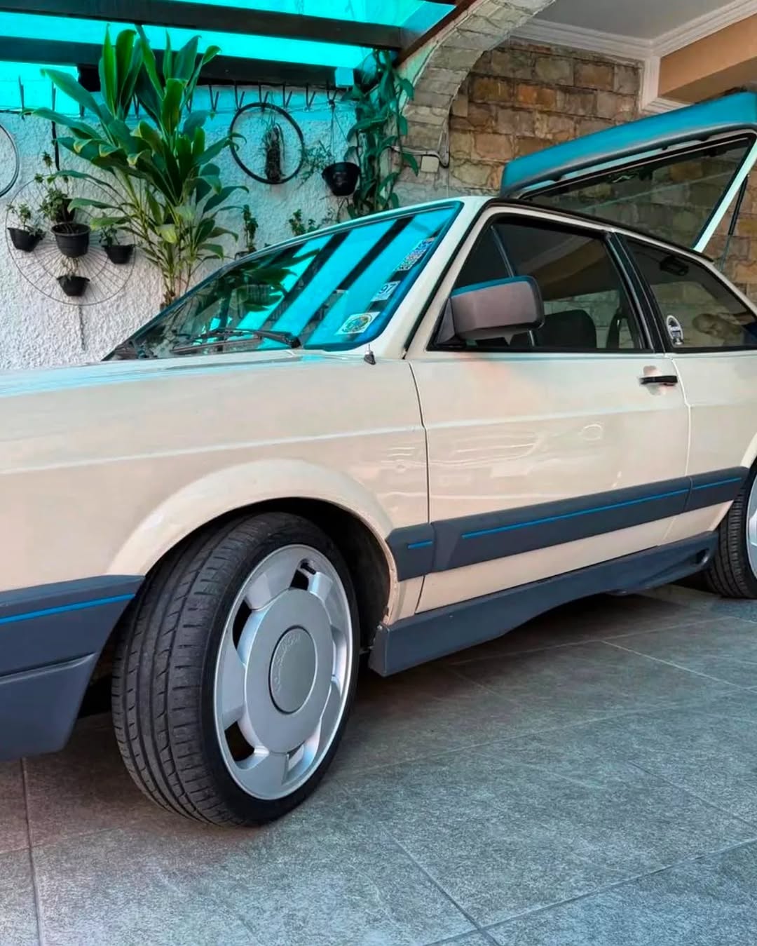 VOLKSWAGEN GOL 1000 TURBO - Imagem 11