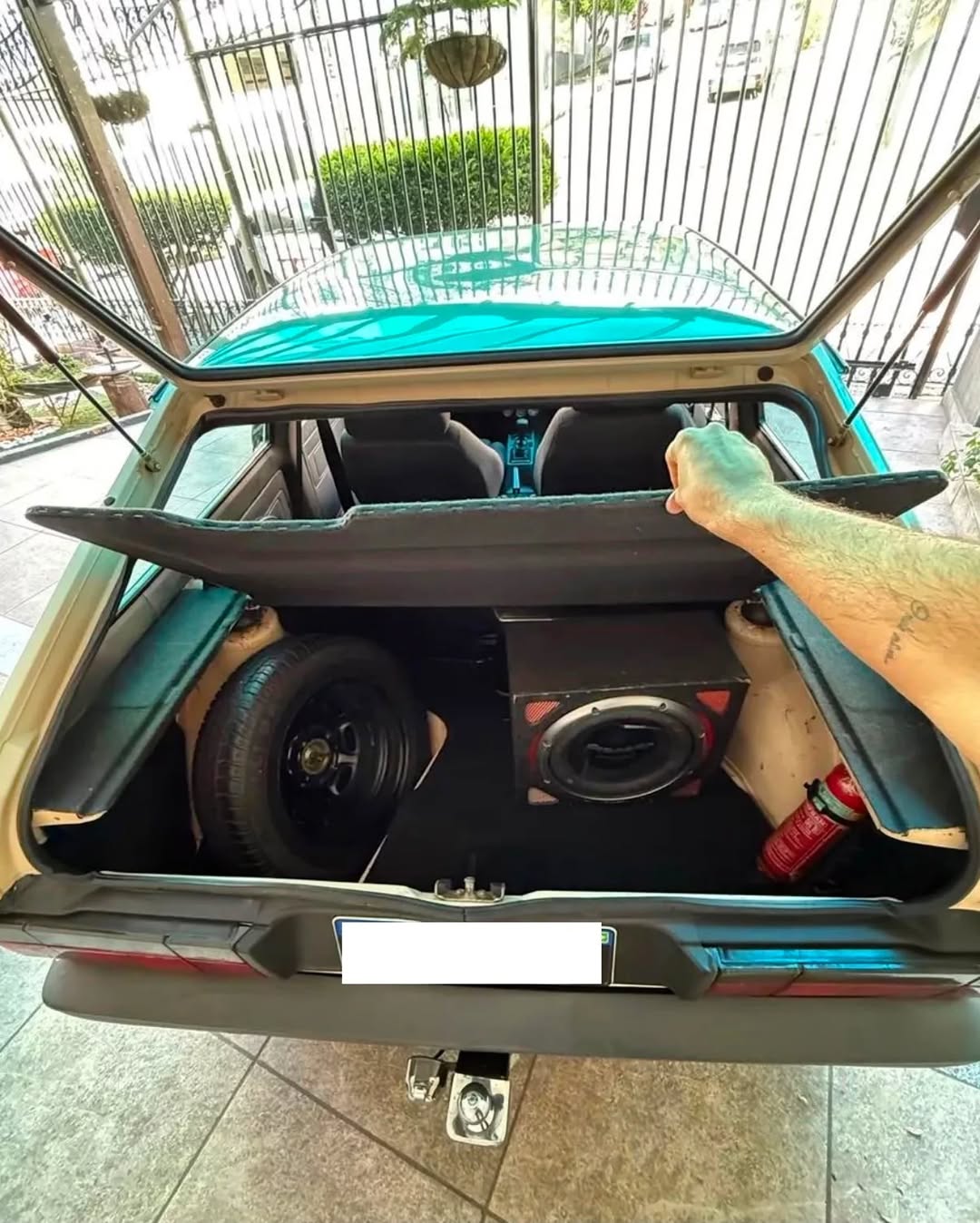 VOLKSWAGEN GOL 1000 TURBO - Imagem 14