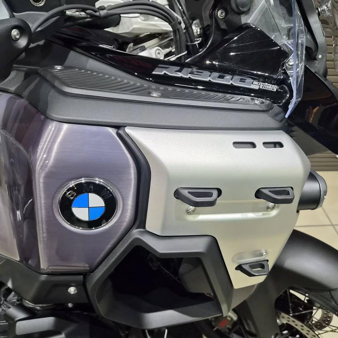 BMW GSA ADVENTURE TRIPLE BLACK - Imagem 4