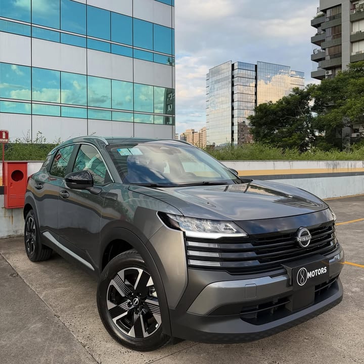 NISSAN KICKS ADVANCE