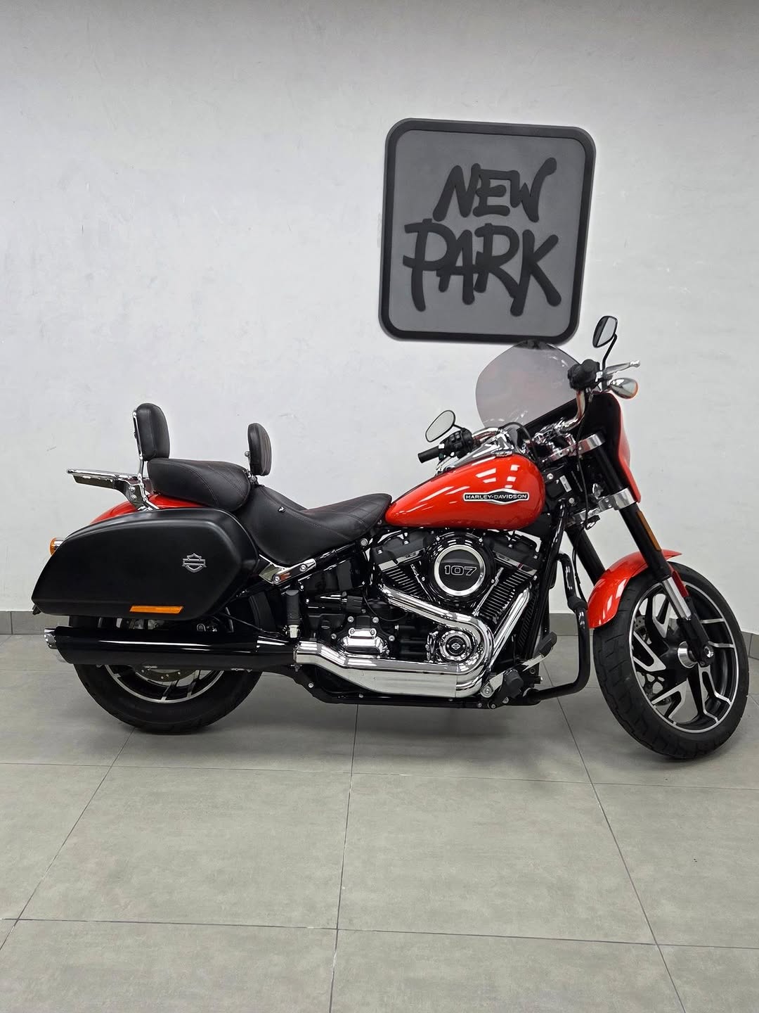 HARLEY-DAVIDSON SOFTAIL SPORT GLIDE - Imagem 2