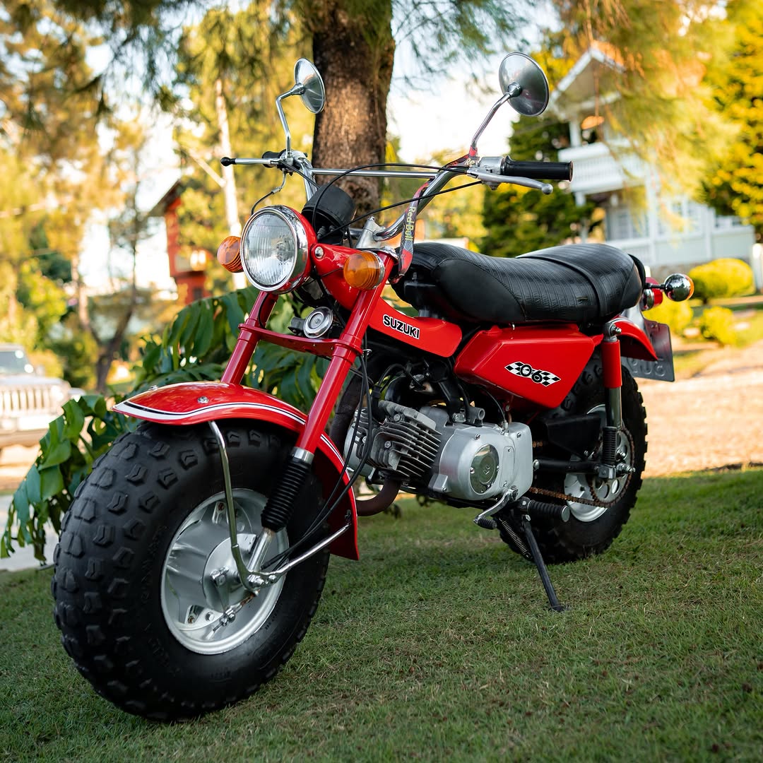 SUZUKI RV 90 - Imagem 1
