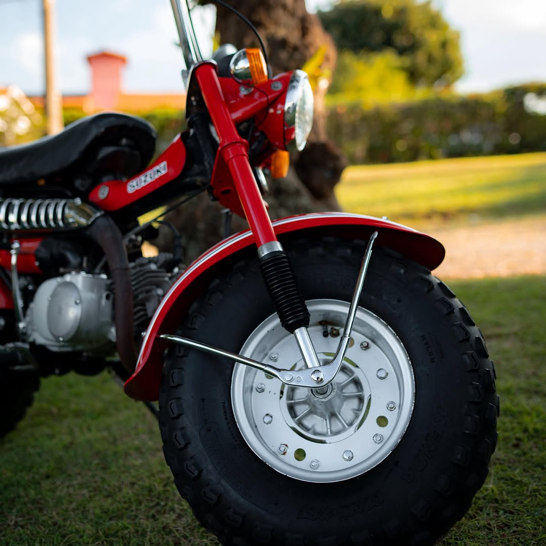SUZUKI RV 90 - Imagem 12