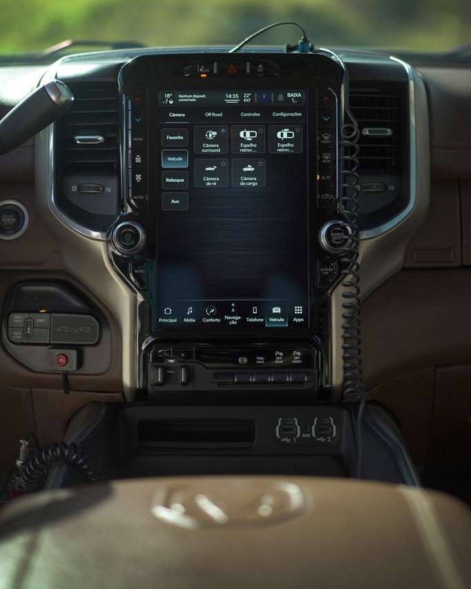 RAM 2500 LARAMIE QUARTO DE MILHA - Imagem 4