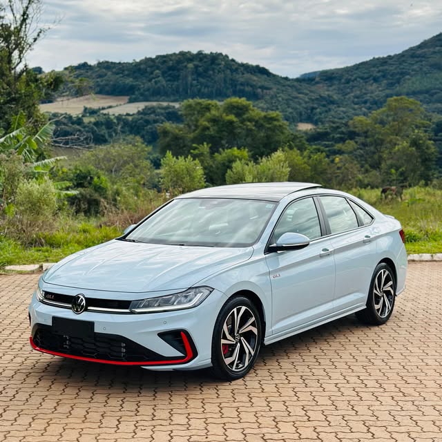 VOLKSWAGEN JETTA GLI - Imagem 2