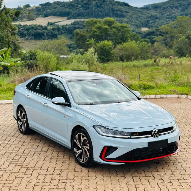 VOLKSWAGEN JETTA GLI - Imagem 3