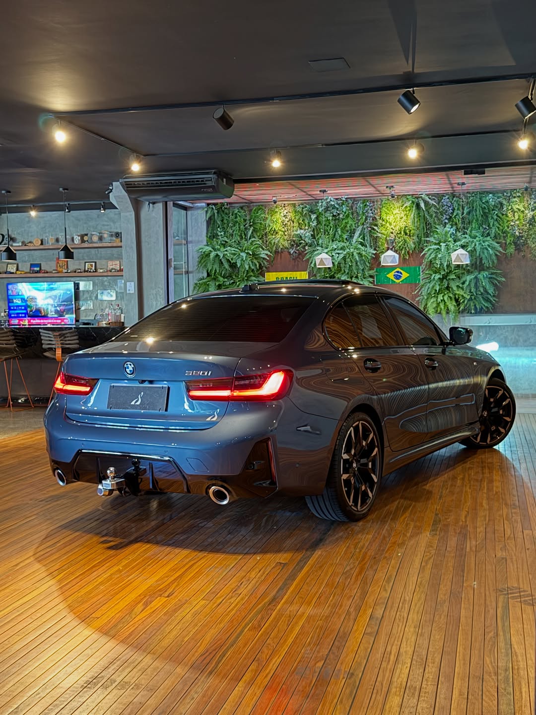 BMW 320 M SPORT - Imagem 3