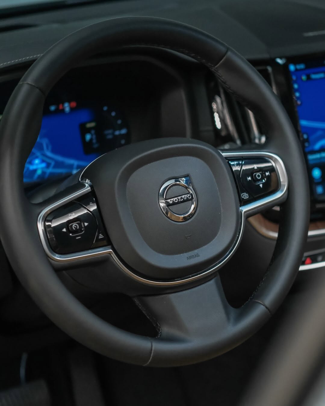 VOLVO XC60 T8 RECHARGE ULTIMATE AWD GEARTRONIC - Imagem 3