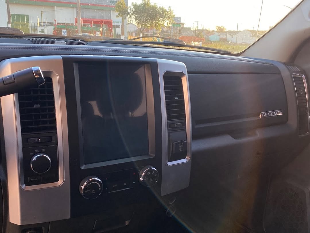 RAM 2500 LARAMIE - Imagem 6