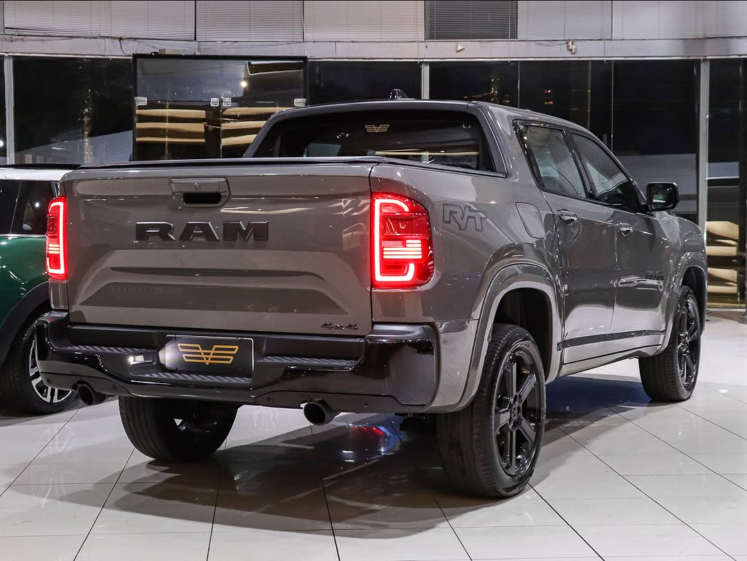 RAM RAMPAGE R/T HURRICANE - Imagem 3
