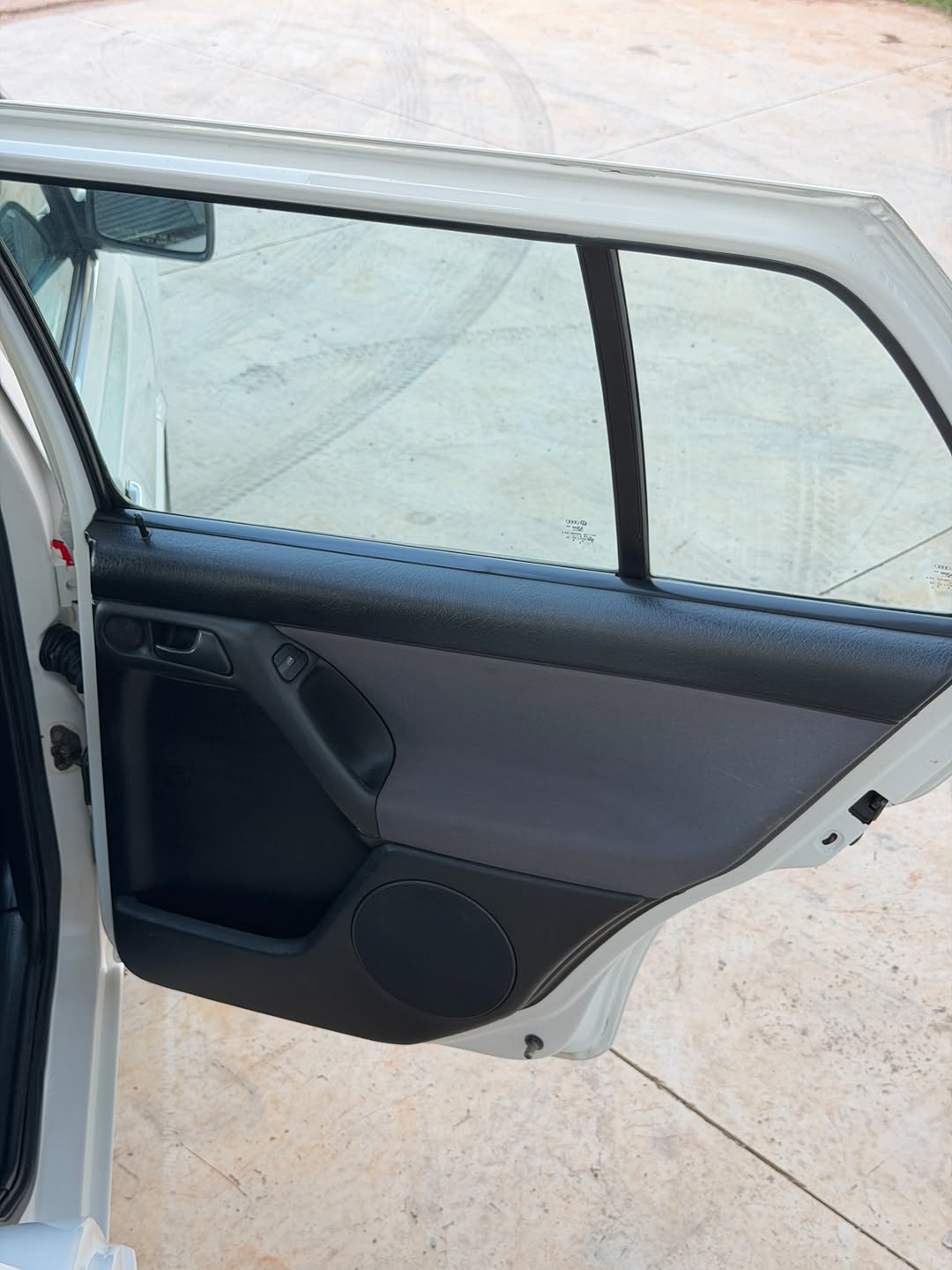 VOLKSWAGEN GOLF GL - Imagem 10