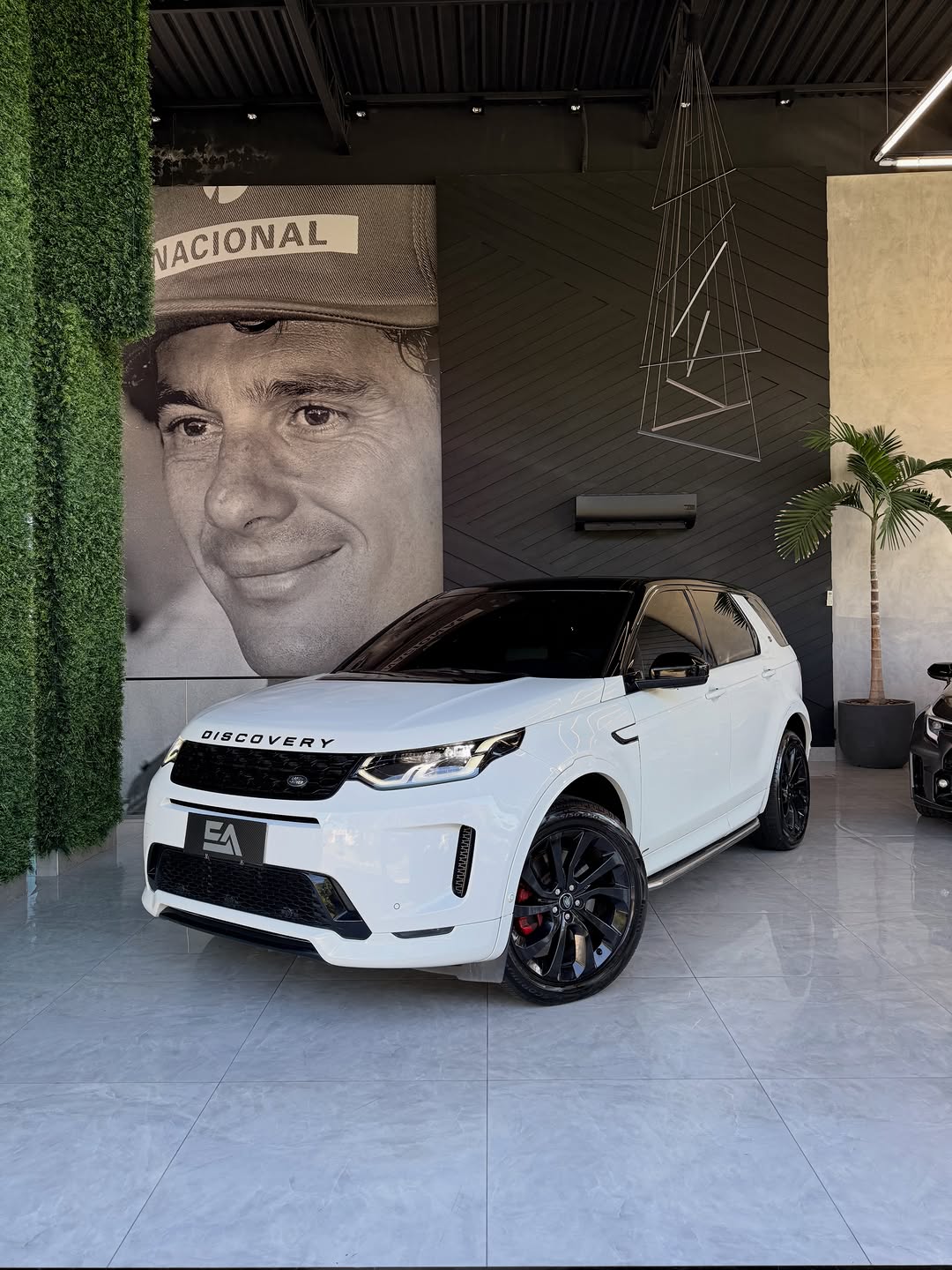 LAND ROVER DISCOVERY SPORT R-DYNAMIC SE AUT - Imagem 1