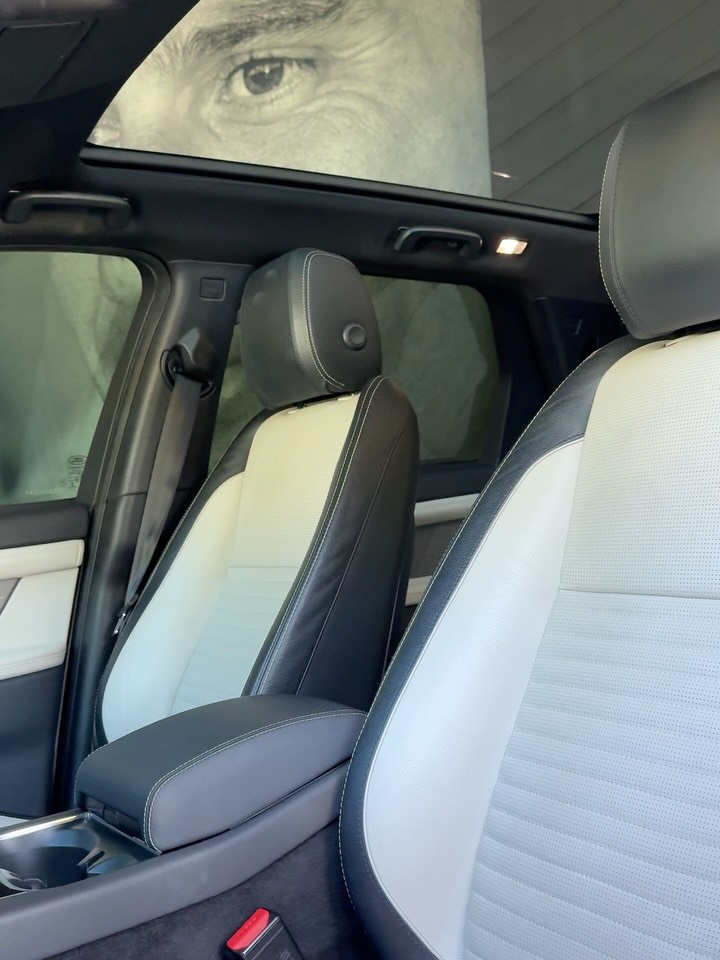 LAND ROVER DISCOVERY SPORT R-DYNAMIC SE AUT - Imagem 14