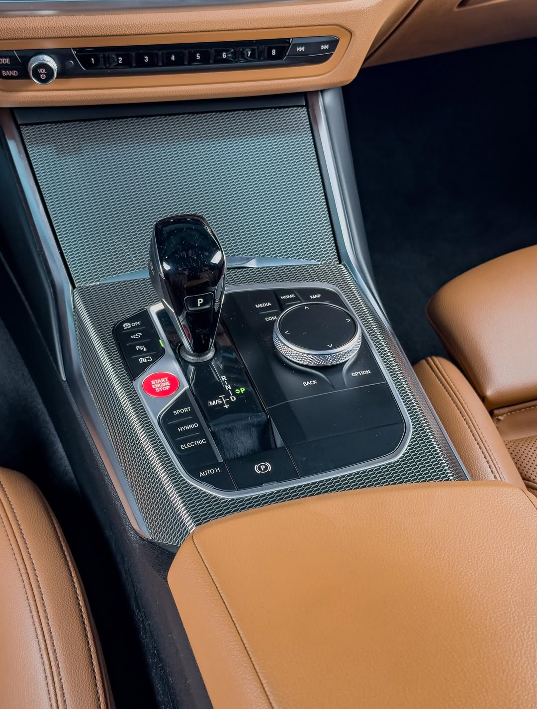 BMW 330E M SPORT - Imagem 7