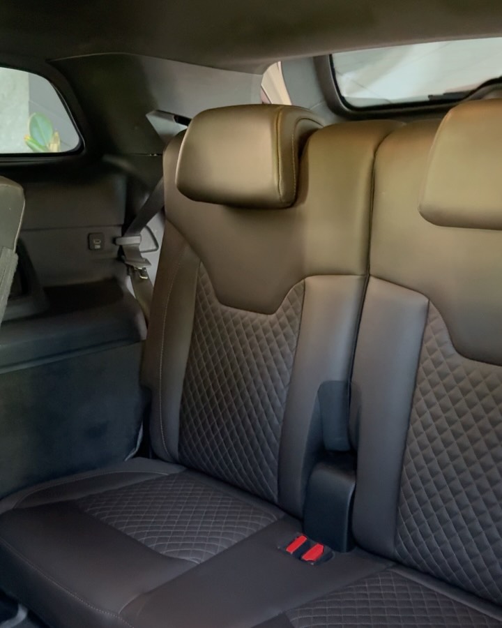 JEEP COMMANDER OVERLAND AT6 - Imagem 16