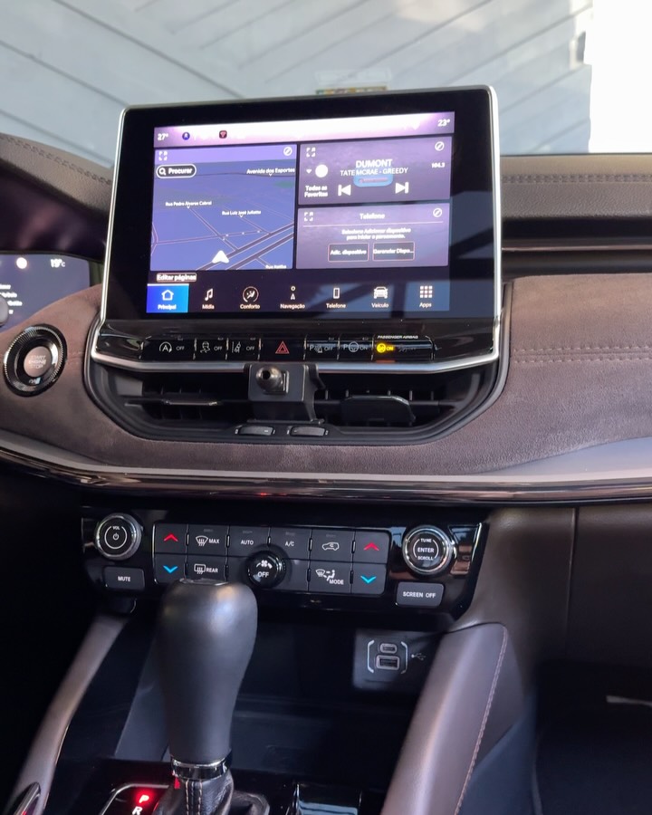 JEEP COMMANDER OVERLAND AT6 - Imagem 10