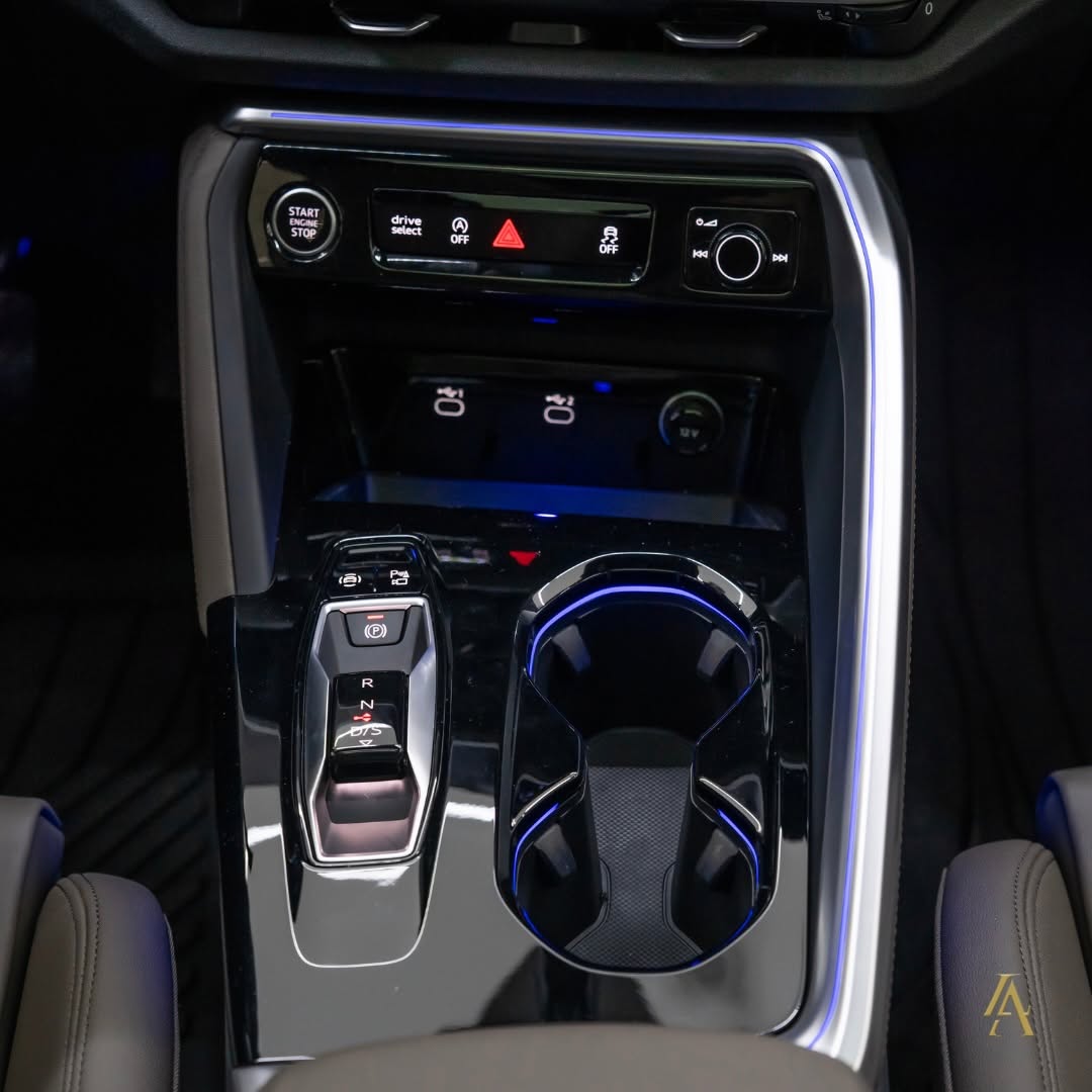 AUDI Q5 SPORTBACK S LINE - Imagem 11