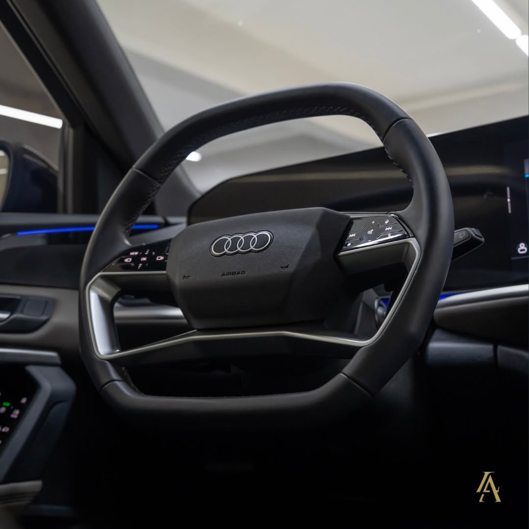 AUDI Q5 SPORTBACK S LINE - Imagem 12
