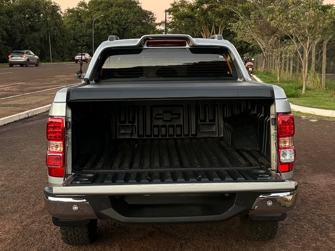 CHEVROLET S10 HIGH COUNTRY - Imagem 9
