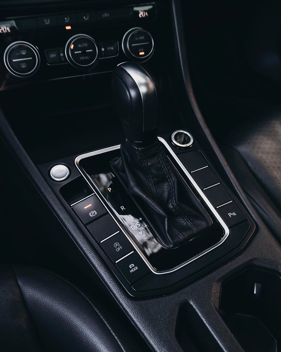 VOLKSWAGEN JETTA COMFORTLINE - Imagem 6