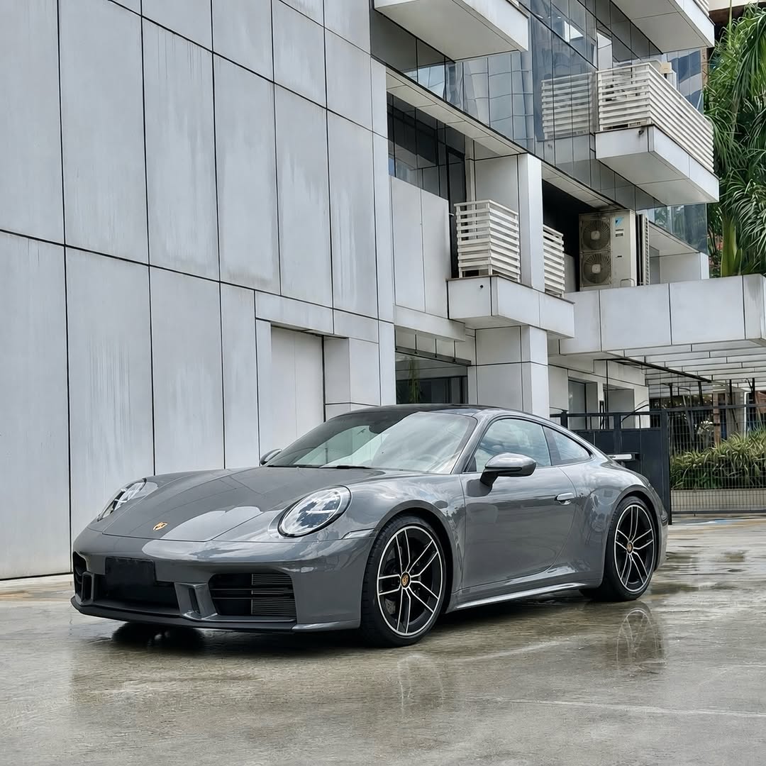 PORSCHE 911 CARRERA T - Imagem 1