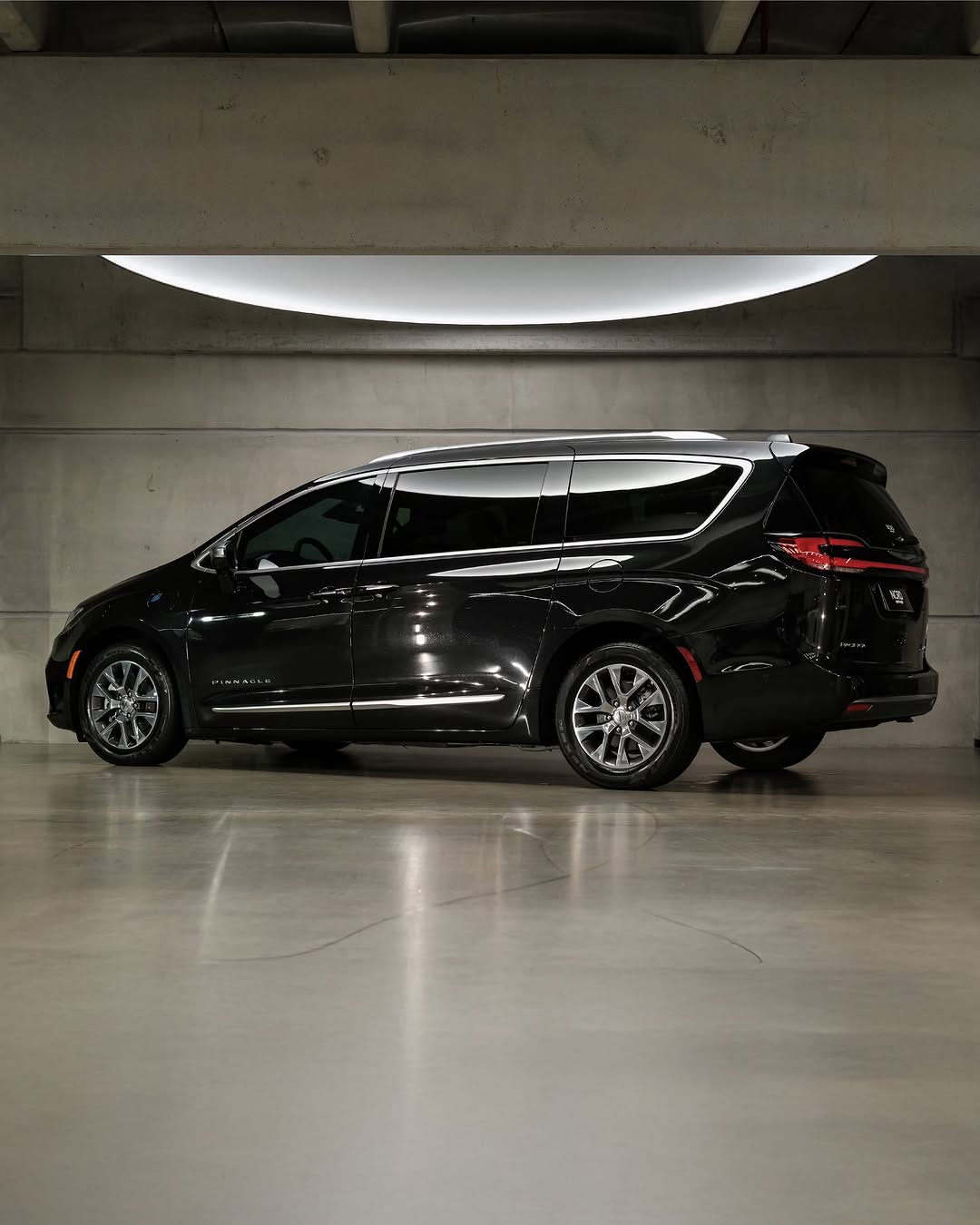 CHRYSLER PACIFICA HYBRID PINNACLE - Imagem 2