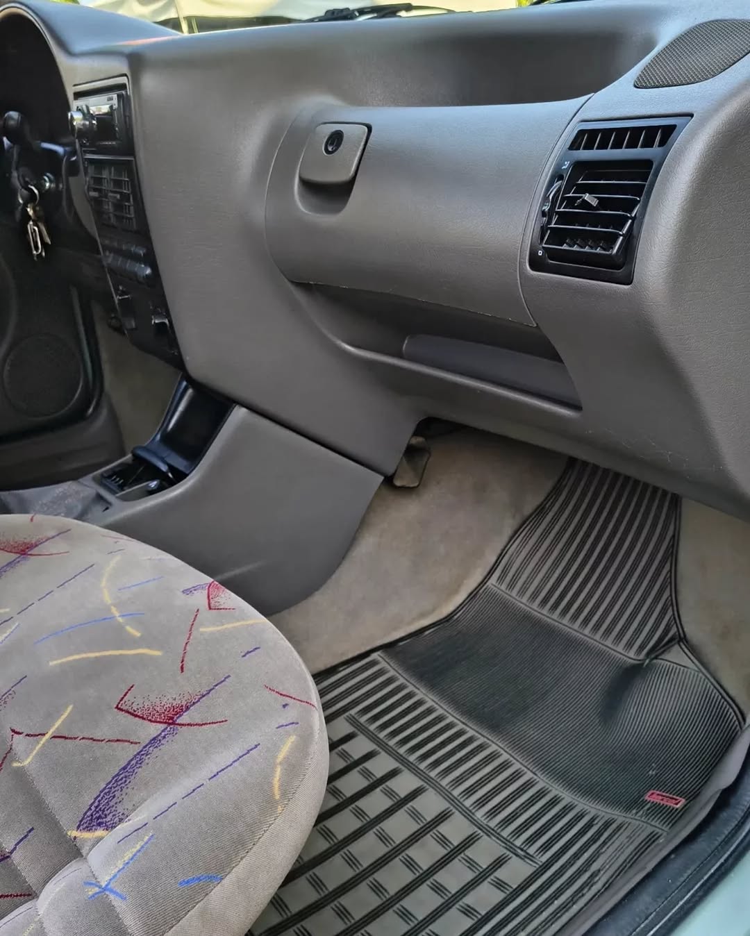 VOLKSWAGEN GOL GLI - Imagem 5