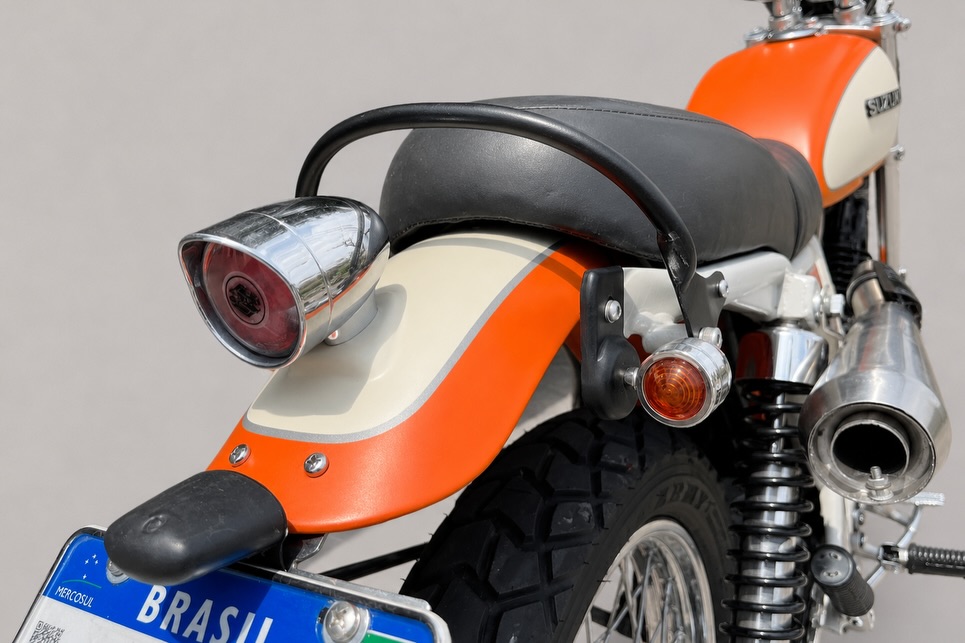 SUZUKI INTRUDER 250 - Imagem 6
