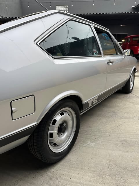 VOLKSWAGEN PASSAT TS - Imagem 3