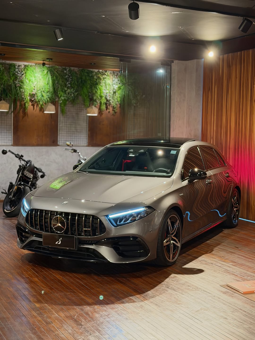 MERCEDES-BENZ A45S AMG - Imagem 2