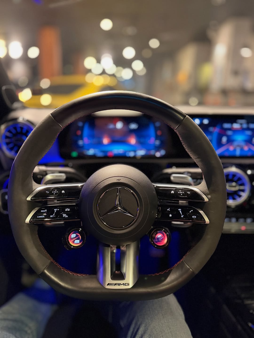 MERCEDES-BENZ A45S AMG - Imagem 18
