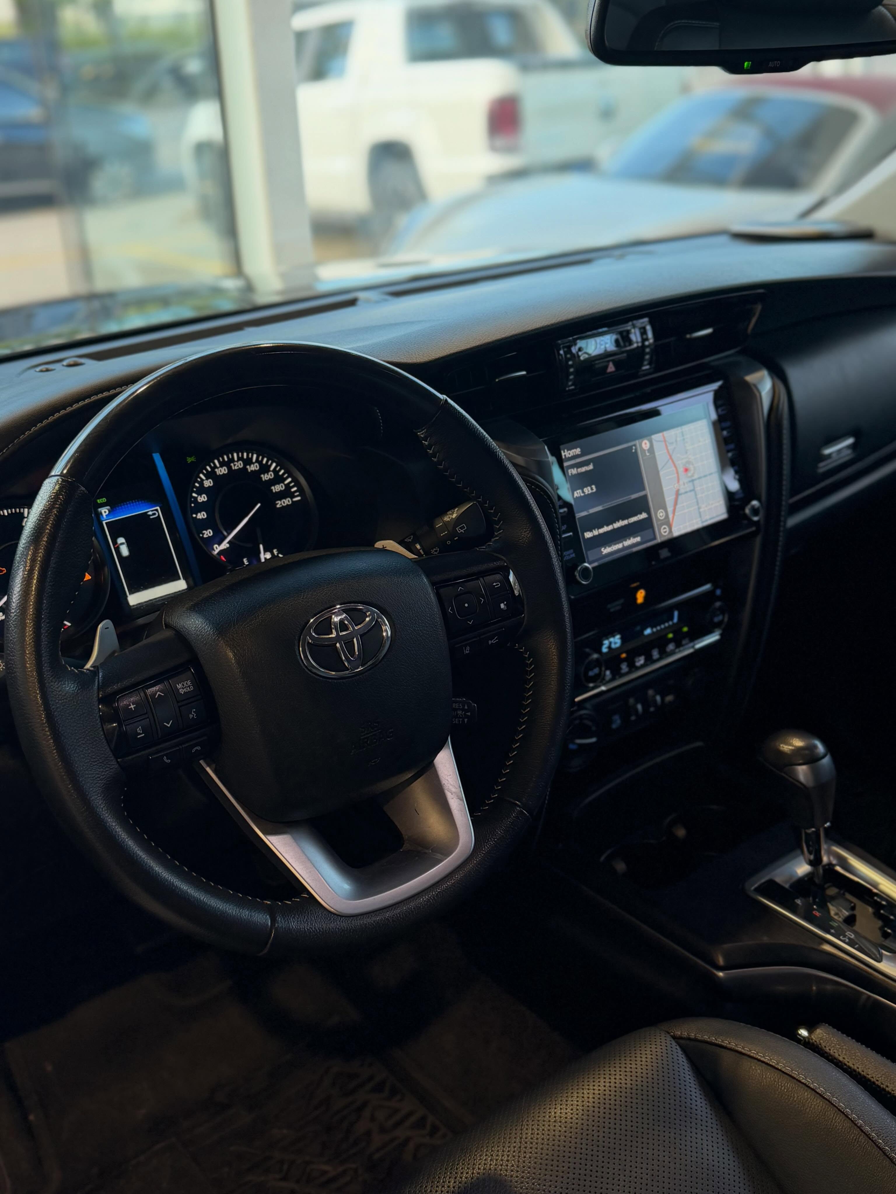 TOYOTA HILUX SW4 SRX - Imagem 5