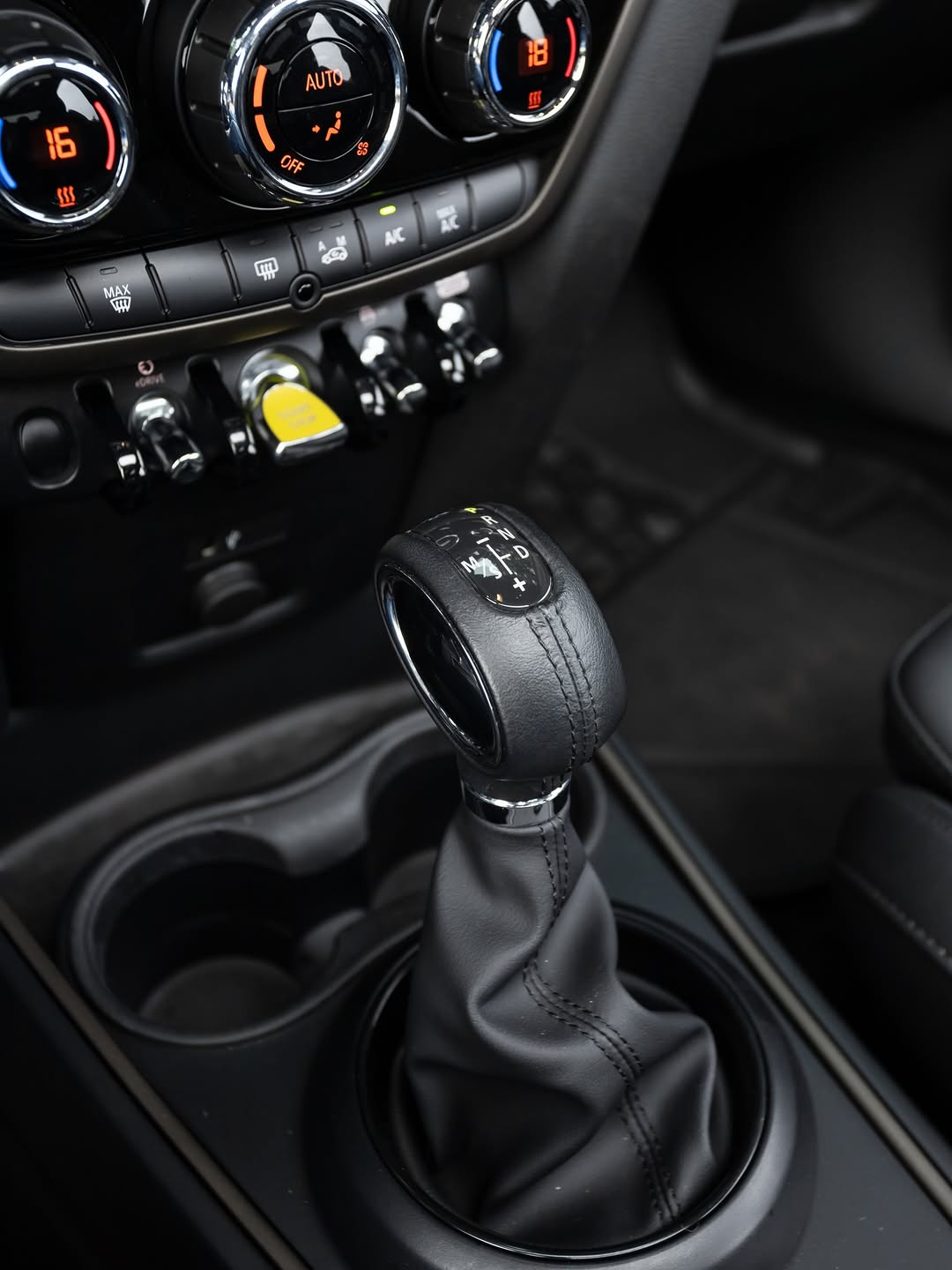 MINI COUNTRYMAN COOPER S E ALL4 EXCLUSIVE - Imagem 11