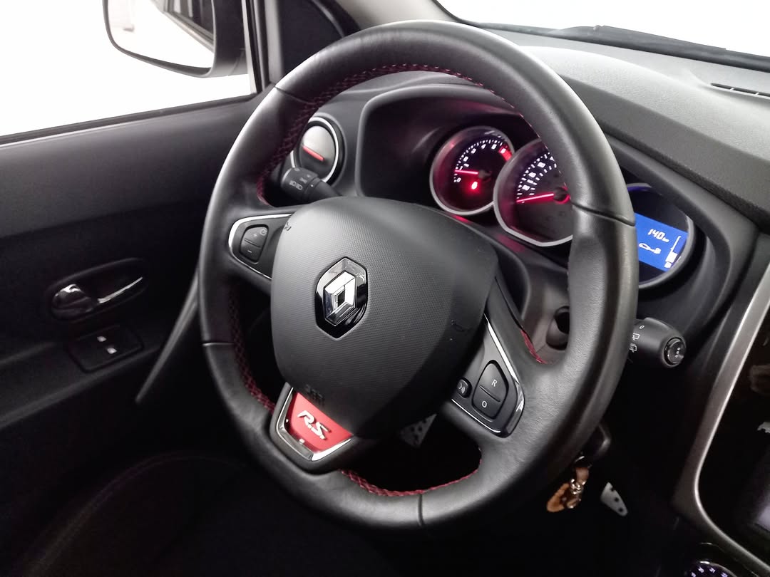 RENAULT SANDERO RS - Imagem 8