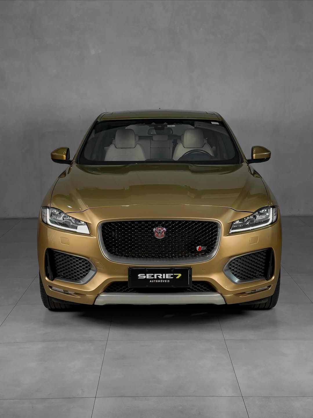 JAGUAR F-PACE FIRST EDITION - Imagem 1