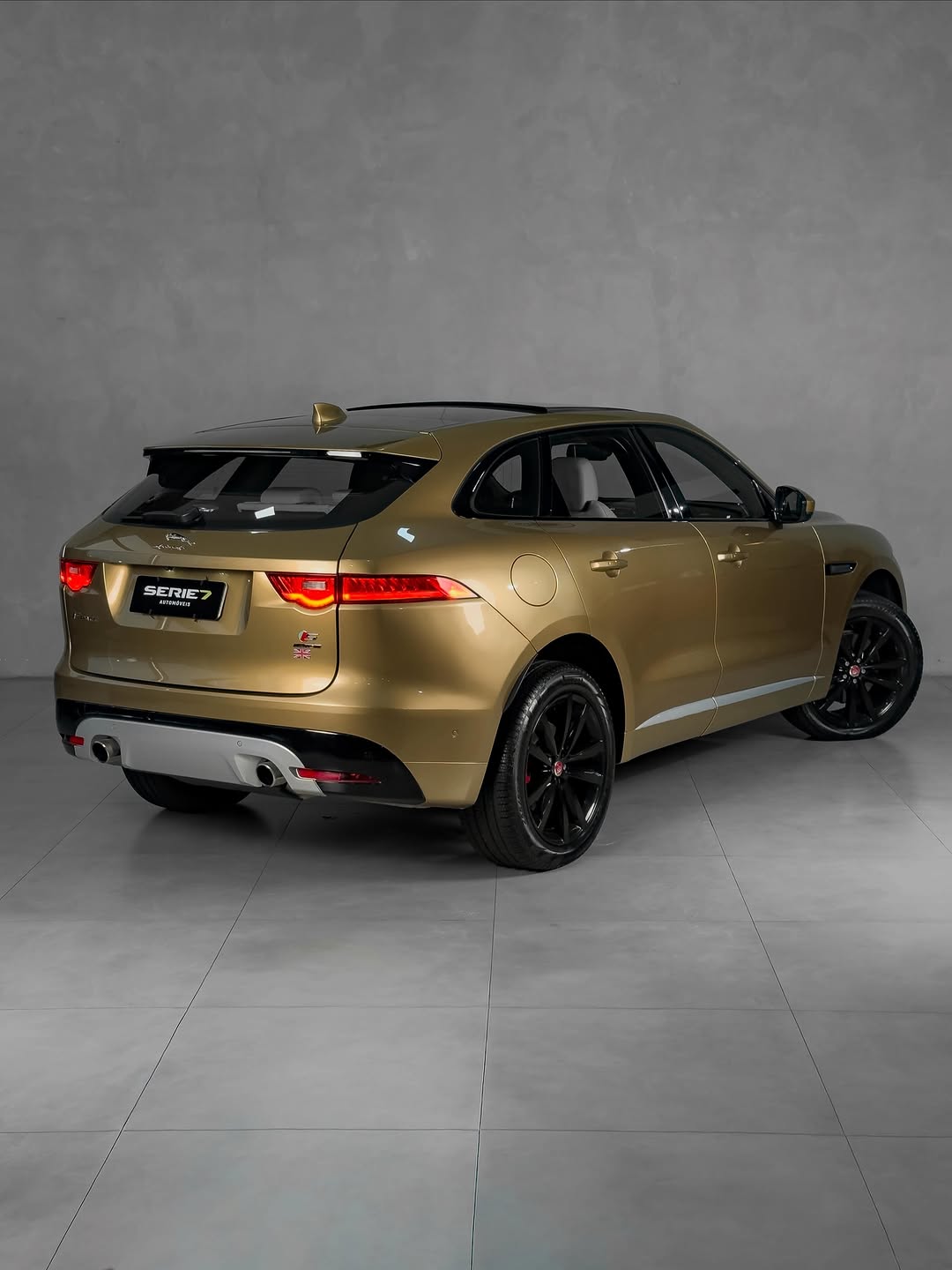 JAGUAR F-PACE FIRST EDITION - Imagem 14