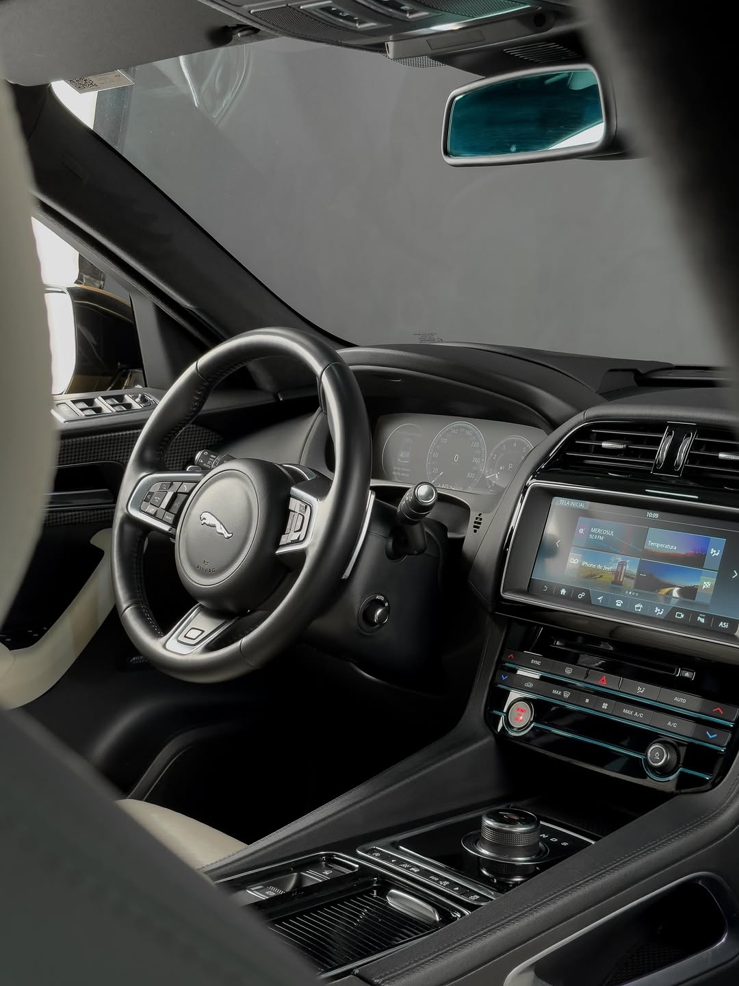 JAGUAR F-PACE FIRST EDITION - Imagem 15