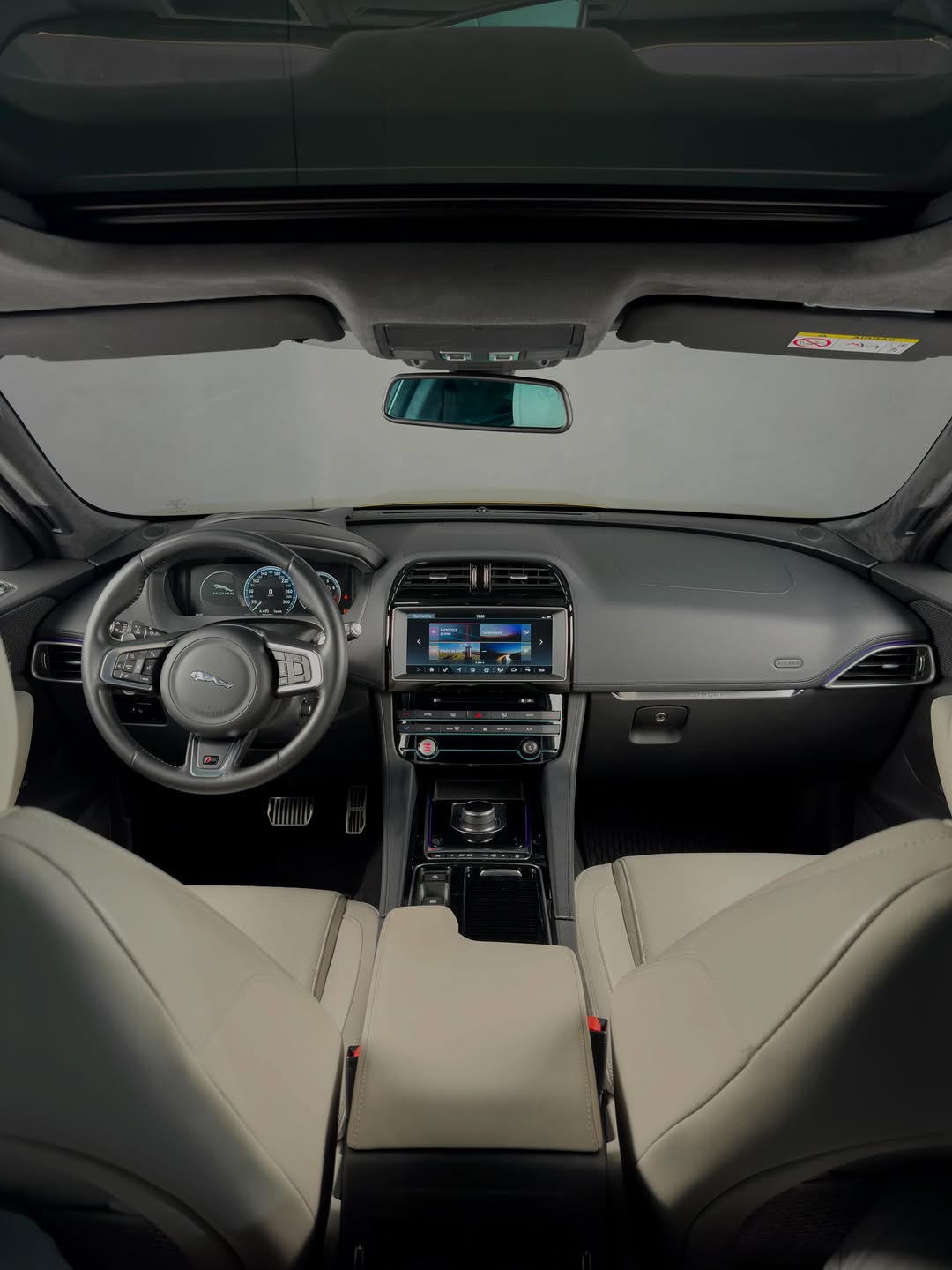 JAGUAR F-PACE FIRST EDITION - Imagem 7