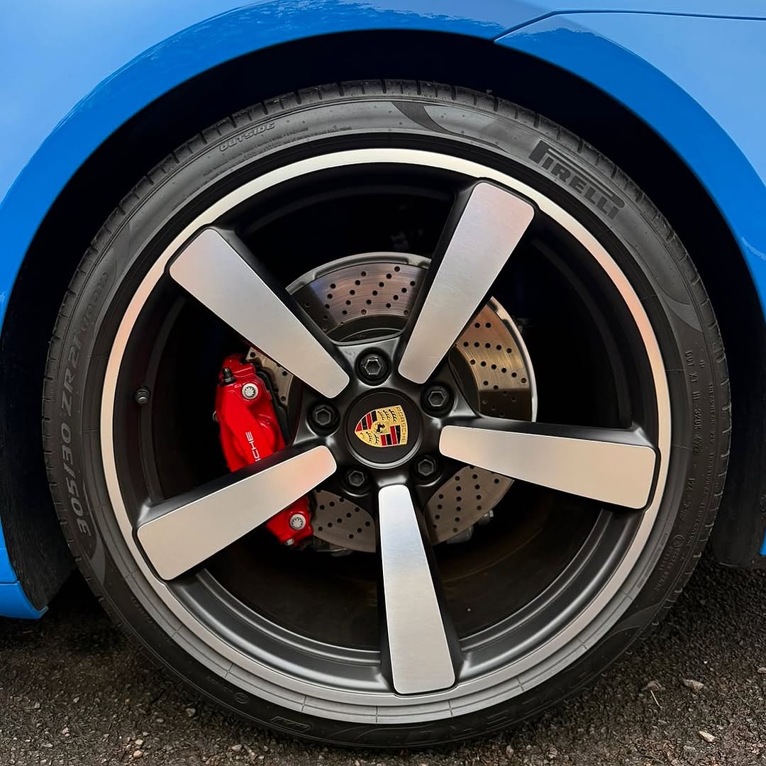 PORSCHE 911 CARRERA S - Imagem 6