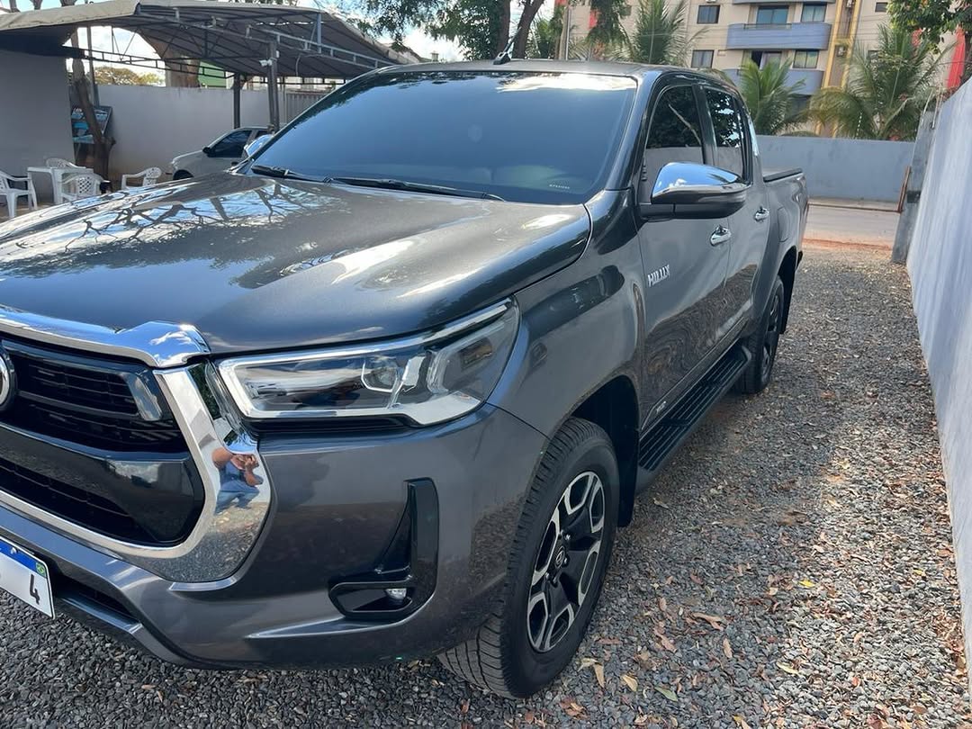 TOYOTA HILUX SRV 2.8 TURBO DIESEL 4X4 AUTOMÁTICO - Imagem 3
